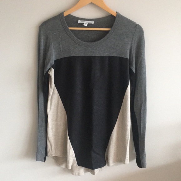 Karen Kane Tops - 🎉KAREN KANE top🎉